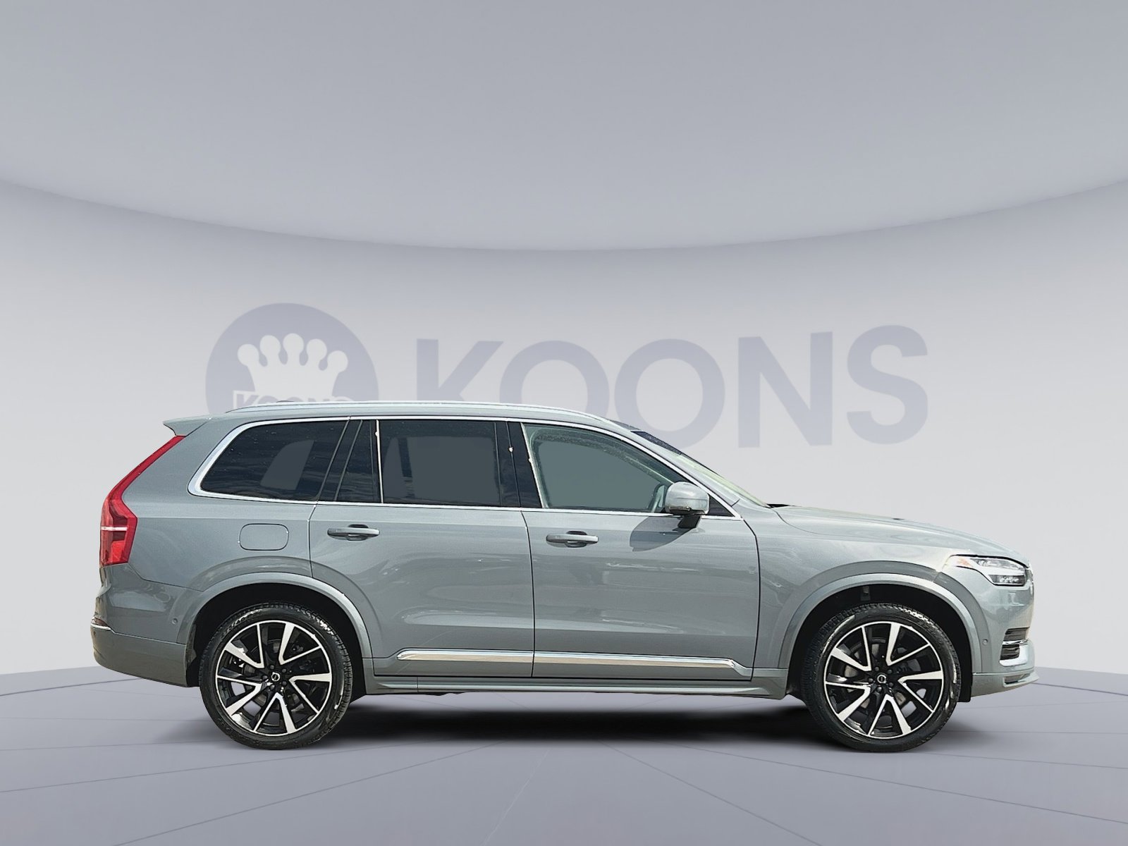 Certified 2023 Volvo XC90 B5 Plus w/ Protection Package Premier image 8