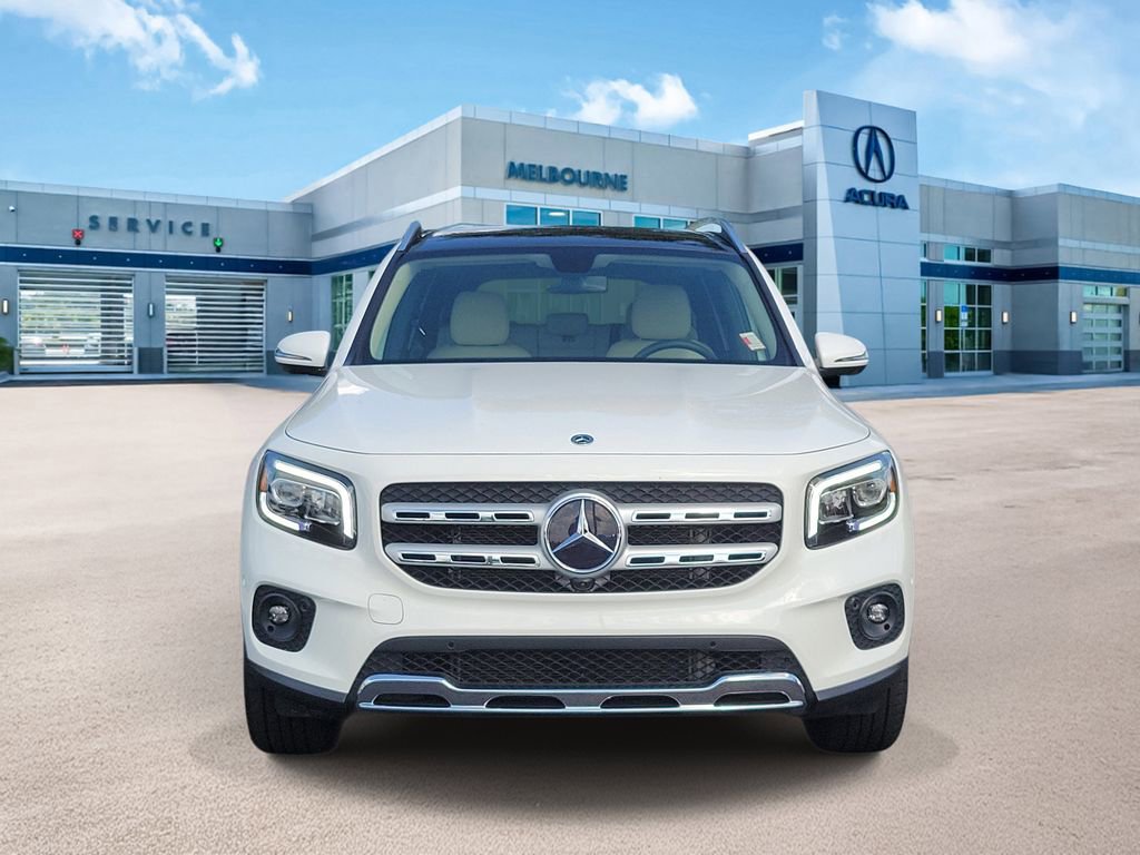Used 2023 Mercedes-Benz GLB 250 image 2