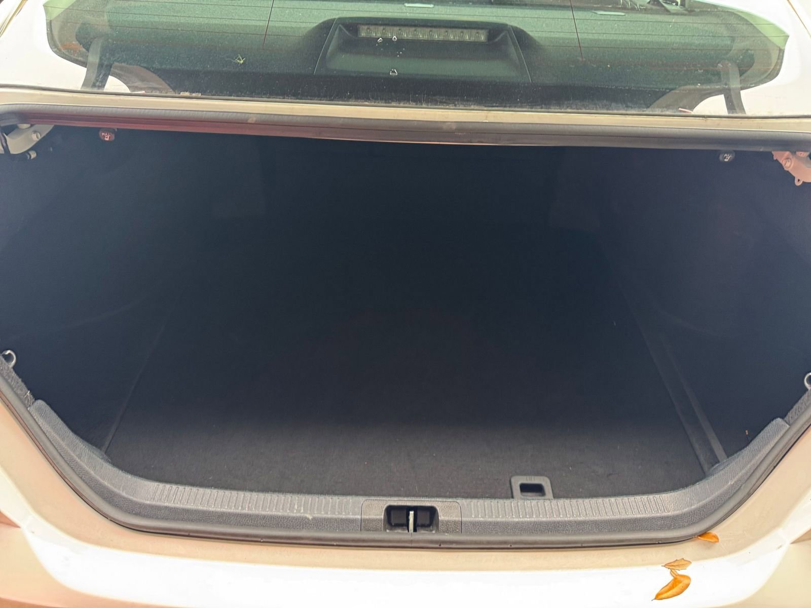 Used 2025 Toyota Camry LE FWD image 21