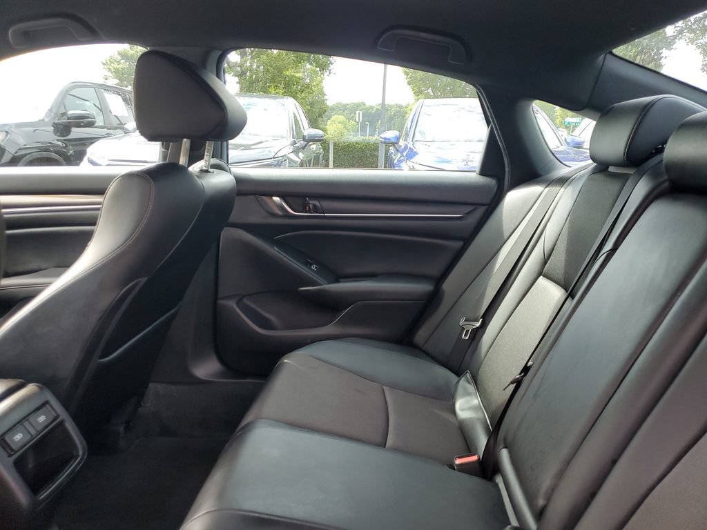 Used 2022 Honda Accord Sport image 12
