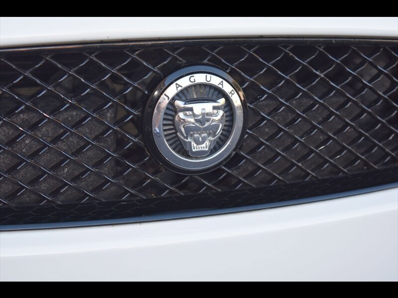 Used 2012 Jaguar XKR R image 39