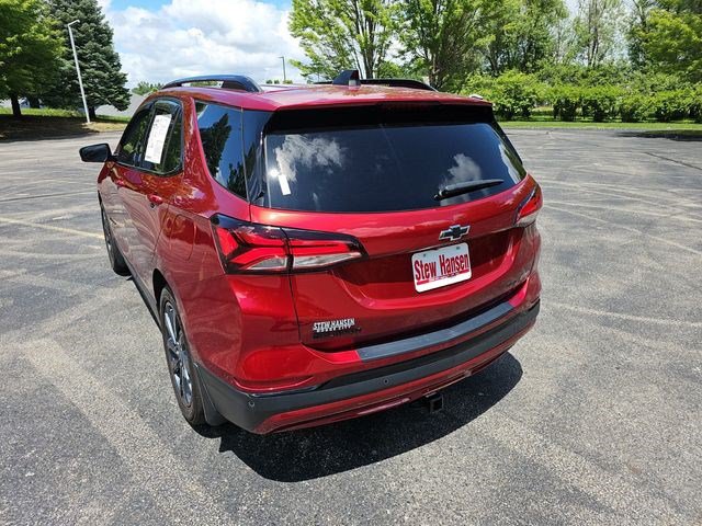 Used 2024 Chevrolet Equinox RS AWD/4WD image 3