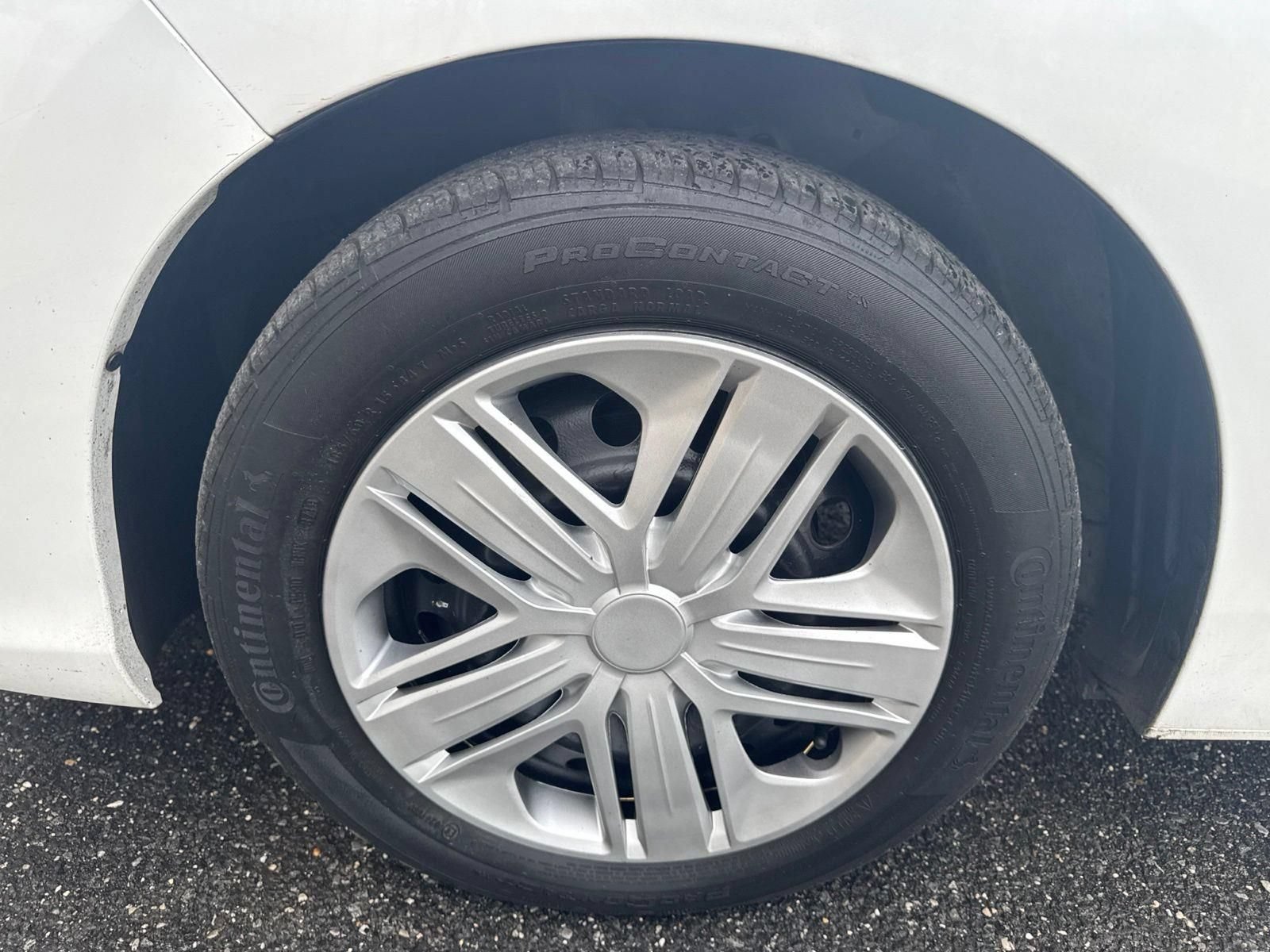 Used 2019 Honda Fit LX image 6