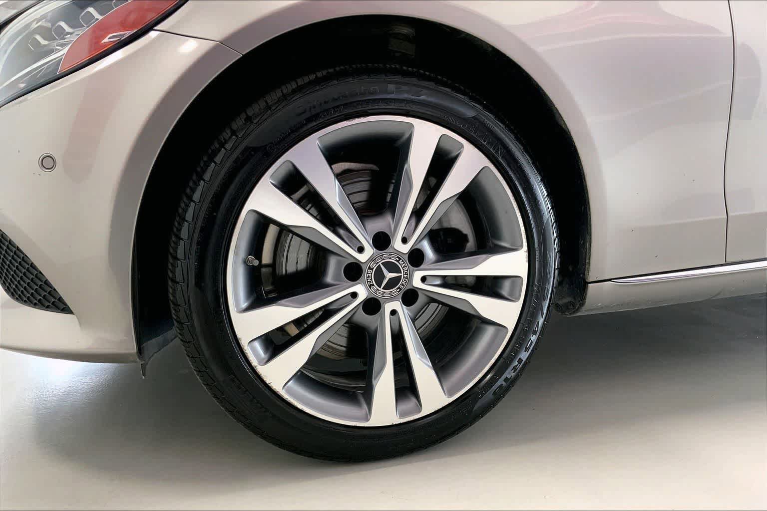 Used 2019 Mercedes-Benz C 300 4MATIC Sedan image 8
