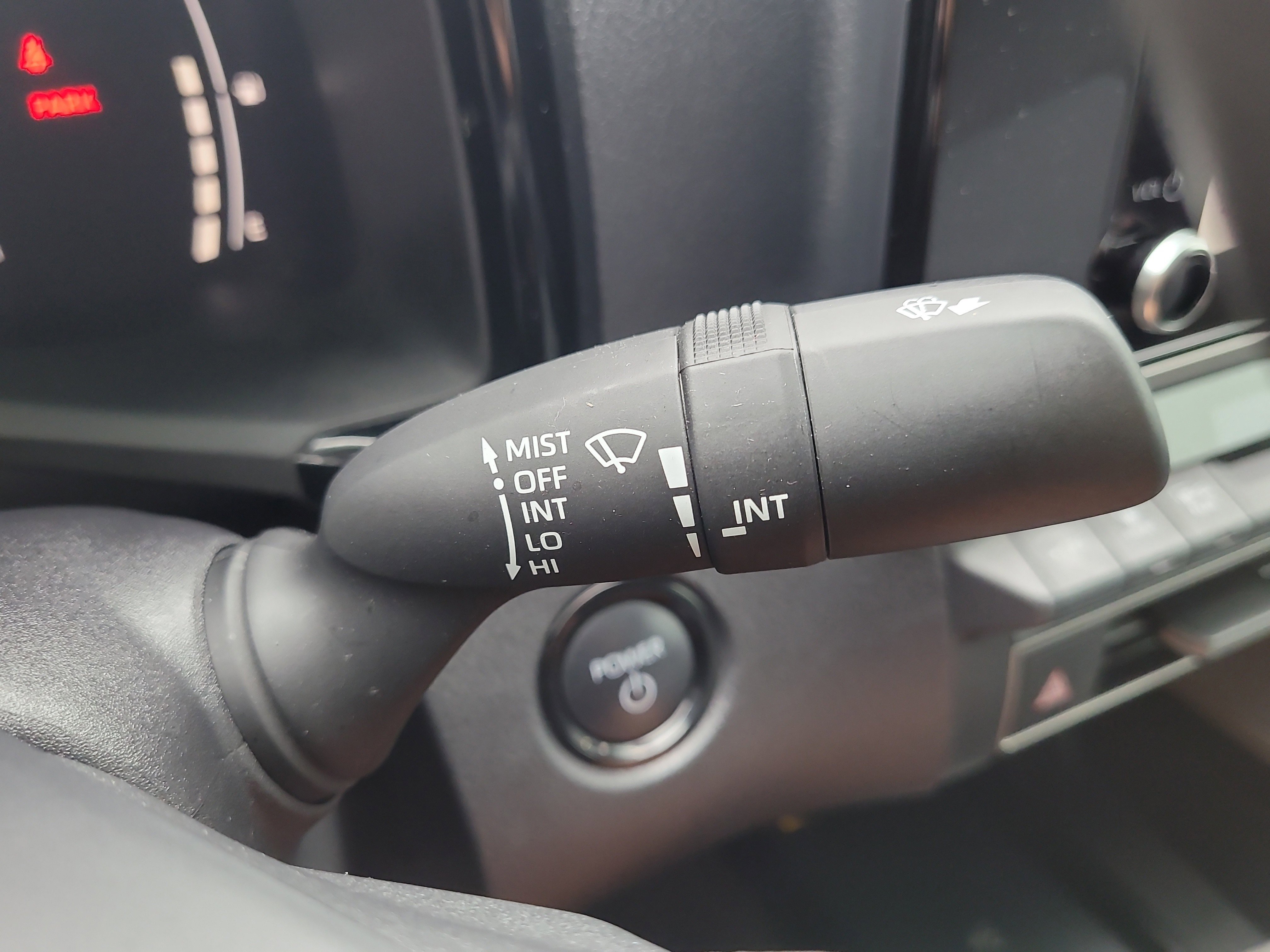 Used 2025 Toyota Camry LE image 30