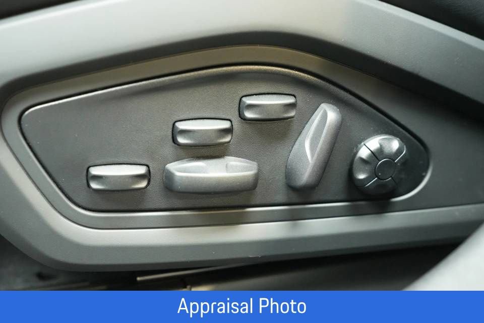 Certified 2026 Porsche Taycan Turbo GT image 31