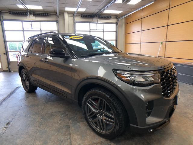 New 2026 Ford Explorer ST-Line w/ ST-Line Street Pack