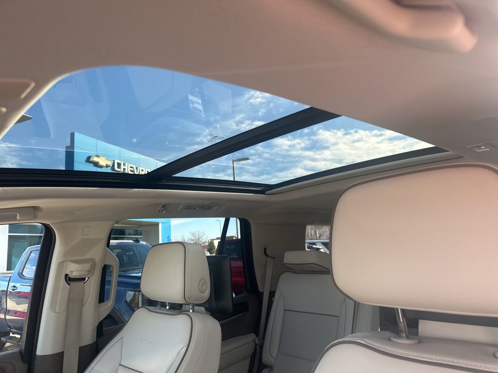 Certified 2021 GMC Yukon Denali w/ Denali Premium Package image 12