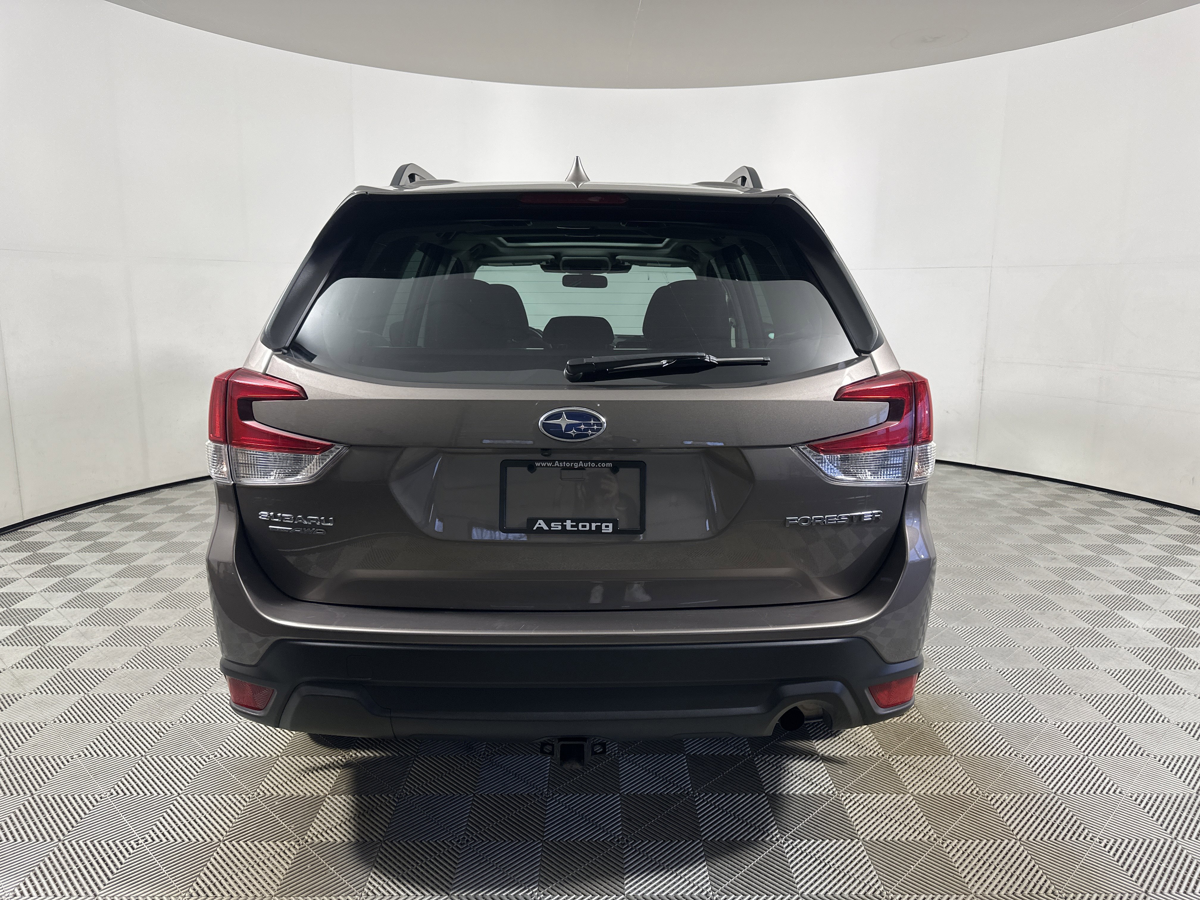 Used 2023 Subaru Forester Premium image 6
