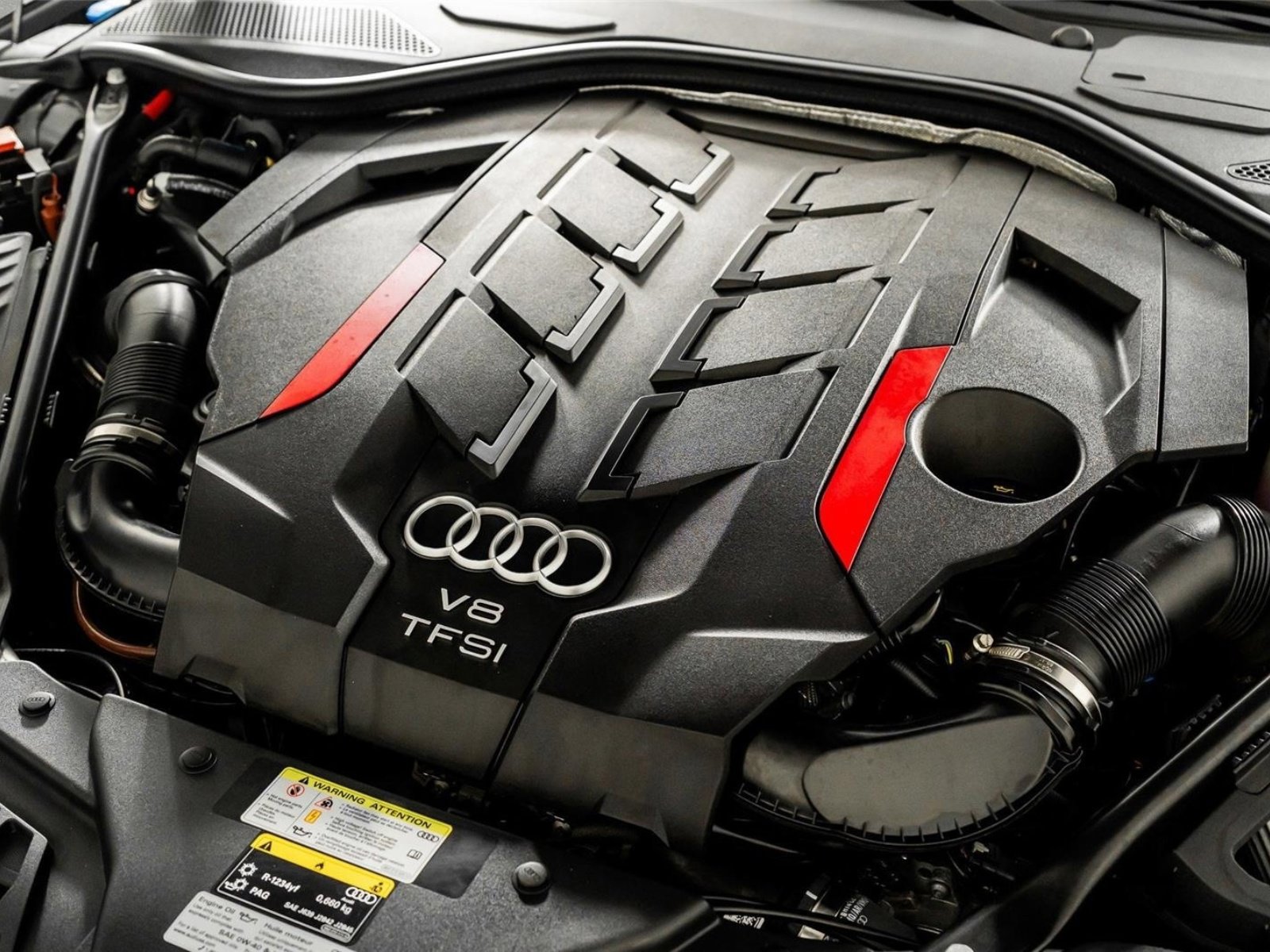 Used 2022 Audi S8 w/ S8 Executive Package image 59