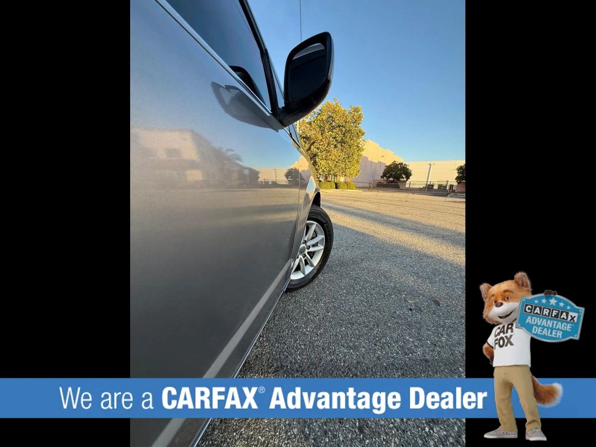 Used 2018 Dodge Grand Caravan SXT FWD image 20