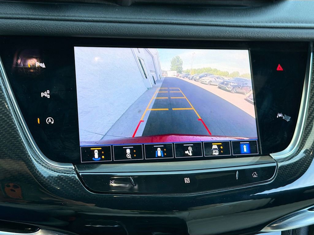 Used 2021 Cadillac XT6 Sport AWD/4WD image 12