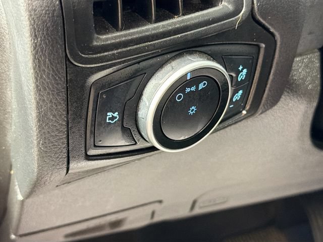Used 2015 Ford Focus S FWD image 10