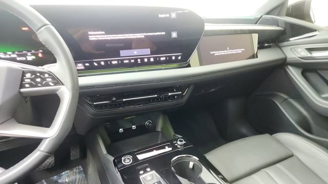 Used 2025 Audi A6 e-tron Prestige w/ Black Warm Weather Package image 45