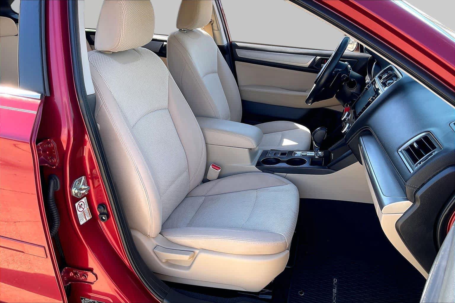 Used 2018 Subaru Outback 2.5i Premium AWD/4WD image 8