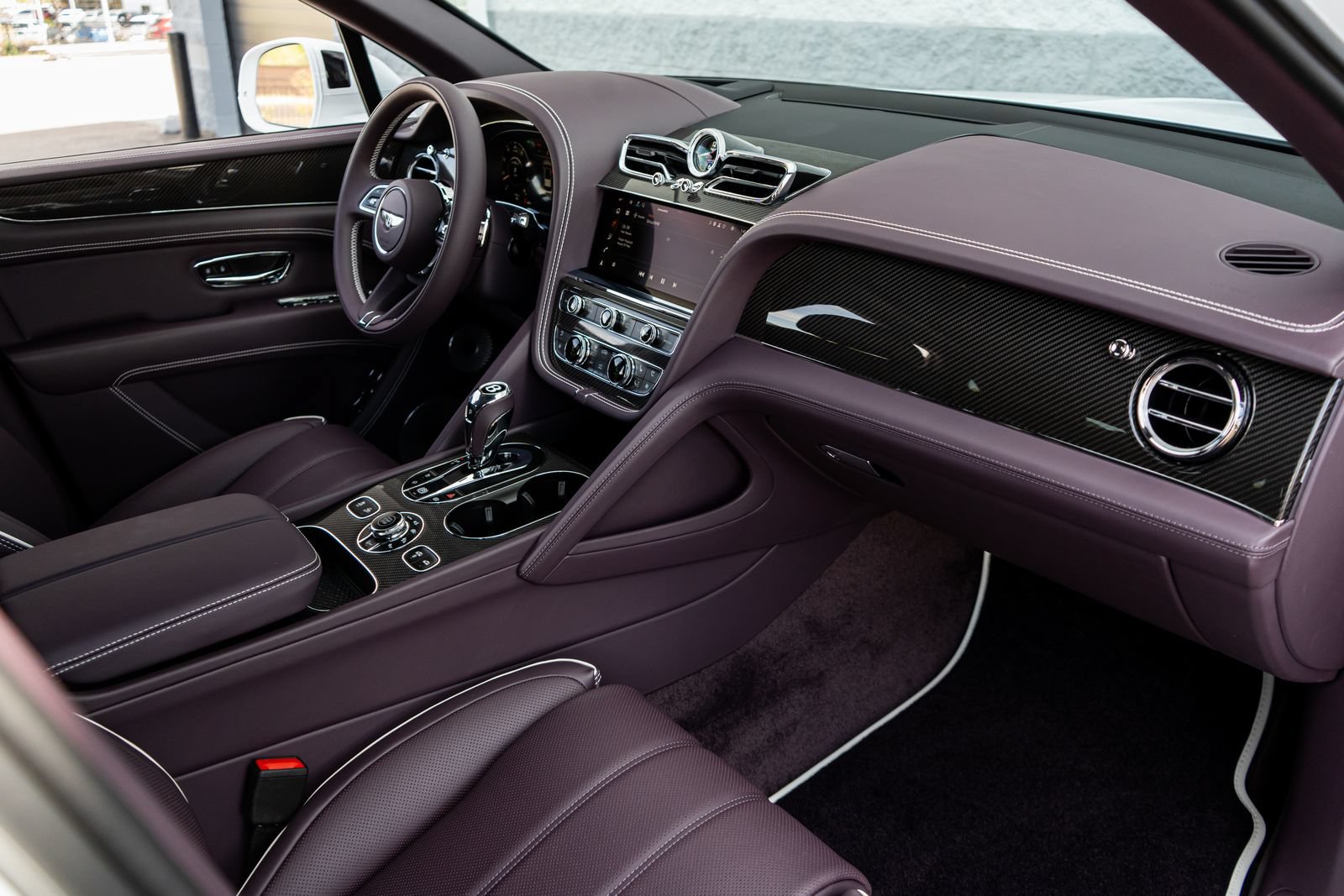New 2026 Bentley Bentayga AWD/4WD image 2