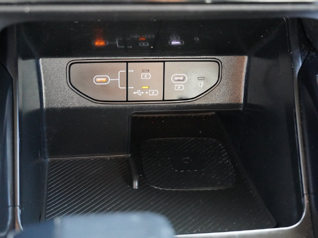 Used 2024 Kia Sorento S FWD image 38