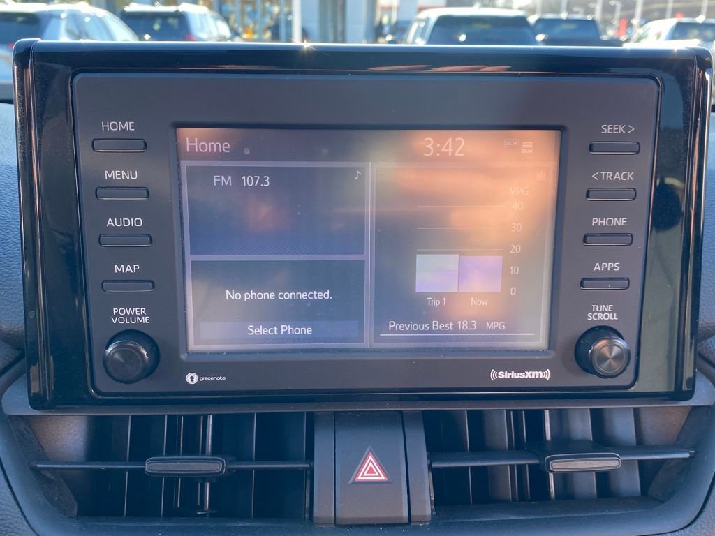 Used 2021 Toyota RAV4 LE image 23