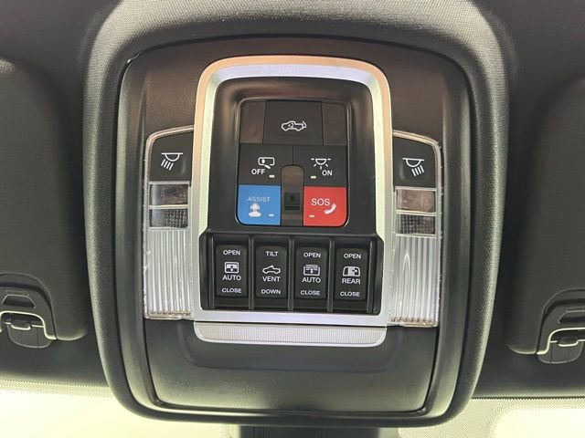 New 2026 RAM 1500 4x4 Crew Cab image 21