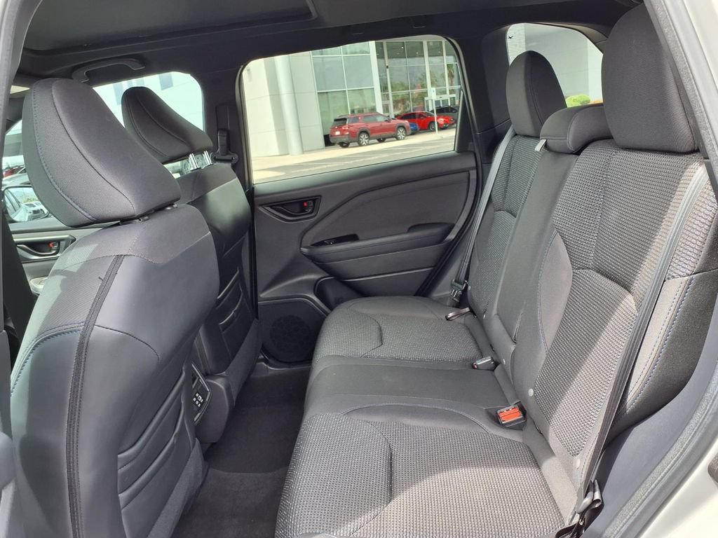 Used 2026 Subaru Forester Premium AWD/4WD image 24
