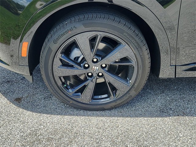 New 2025 Buick Envision Sport Touring image 7