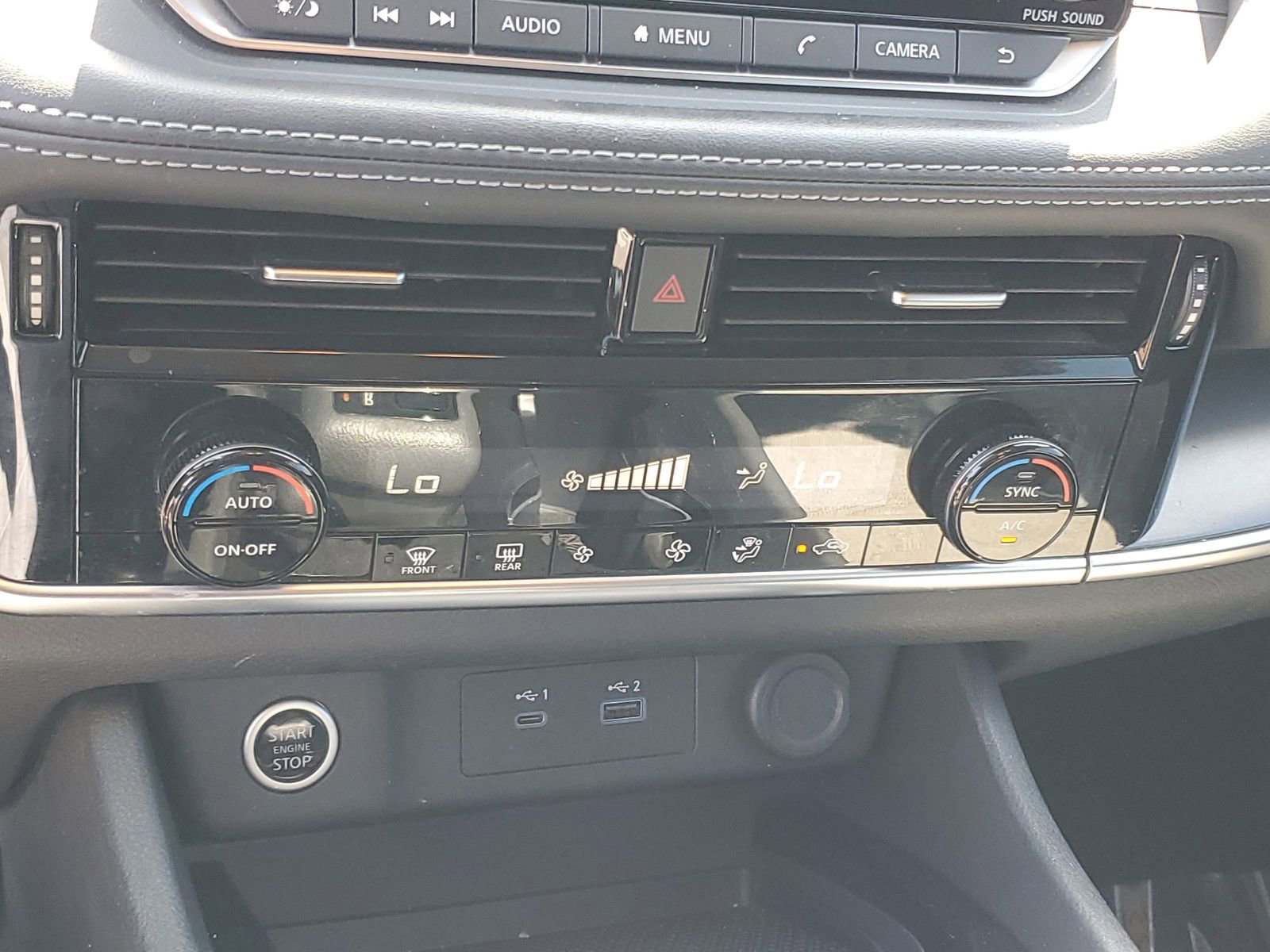 Used 2023 Nissan Rogue SV AWD/4WD image 18