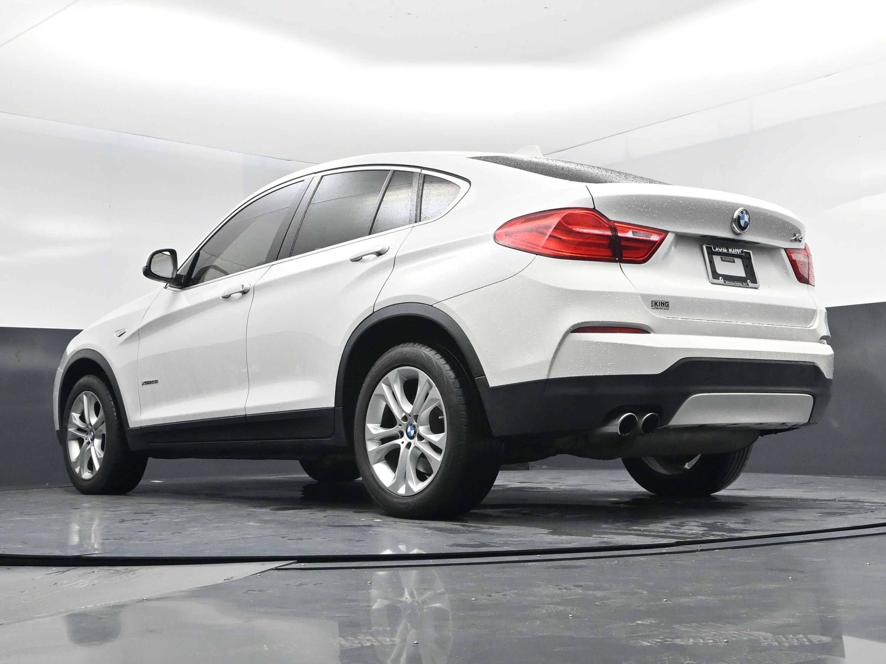 Used 2017 BMW X4 xDrive28i image 12