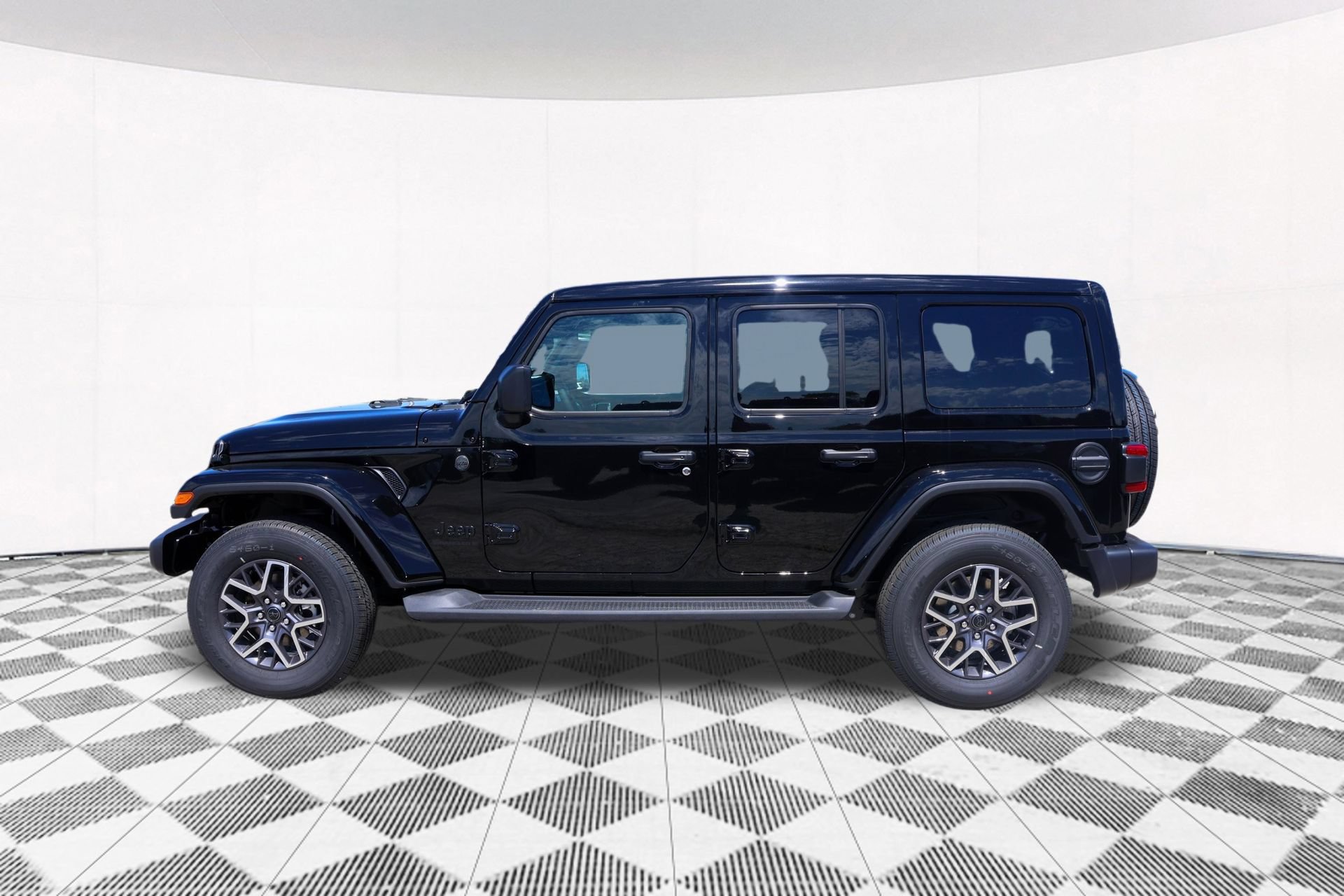 New 2026 Jeep Wrangler Unlimited Sahara AWD/4WD image 8