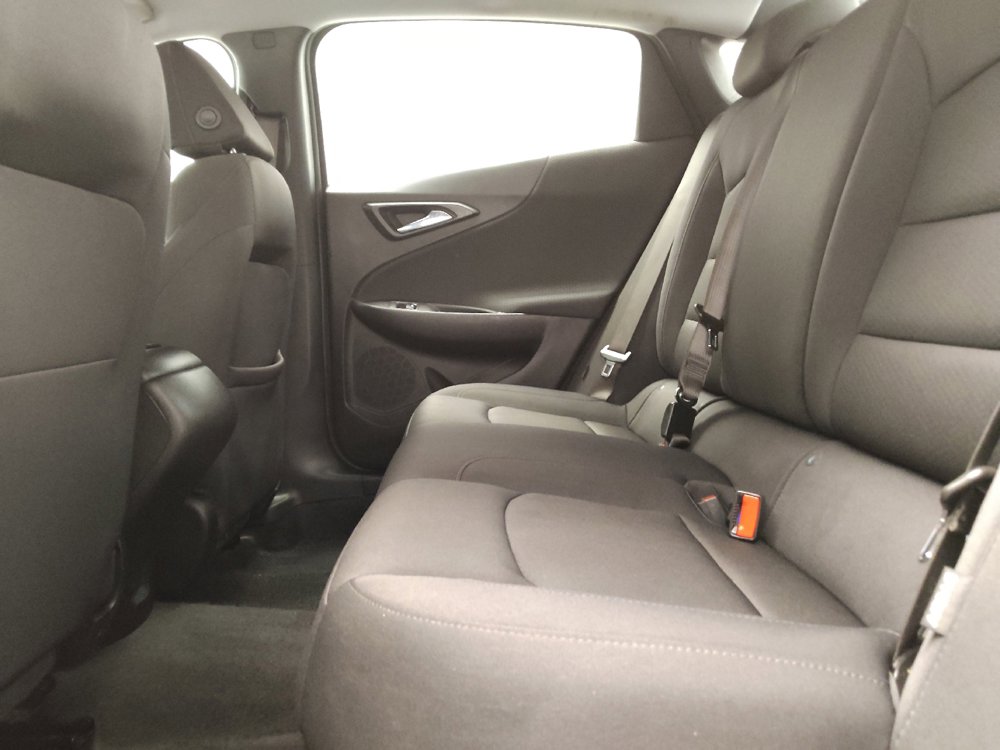 Used 2025 Chevrolet Malibu RS FWD image 18