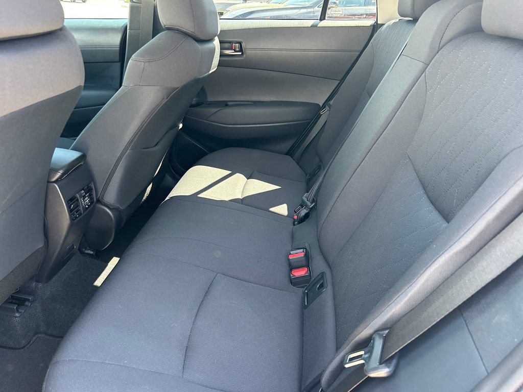 Used 2024 Toyota Corolla Cross LE w/ Moonroof Package FWD image 16