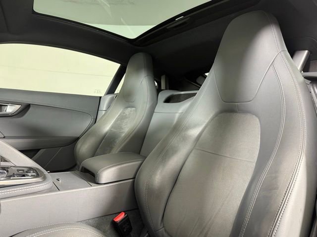 Used 2015 Jaguar F-TYPE S RWD image 5
