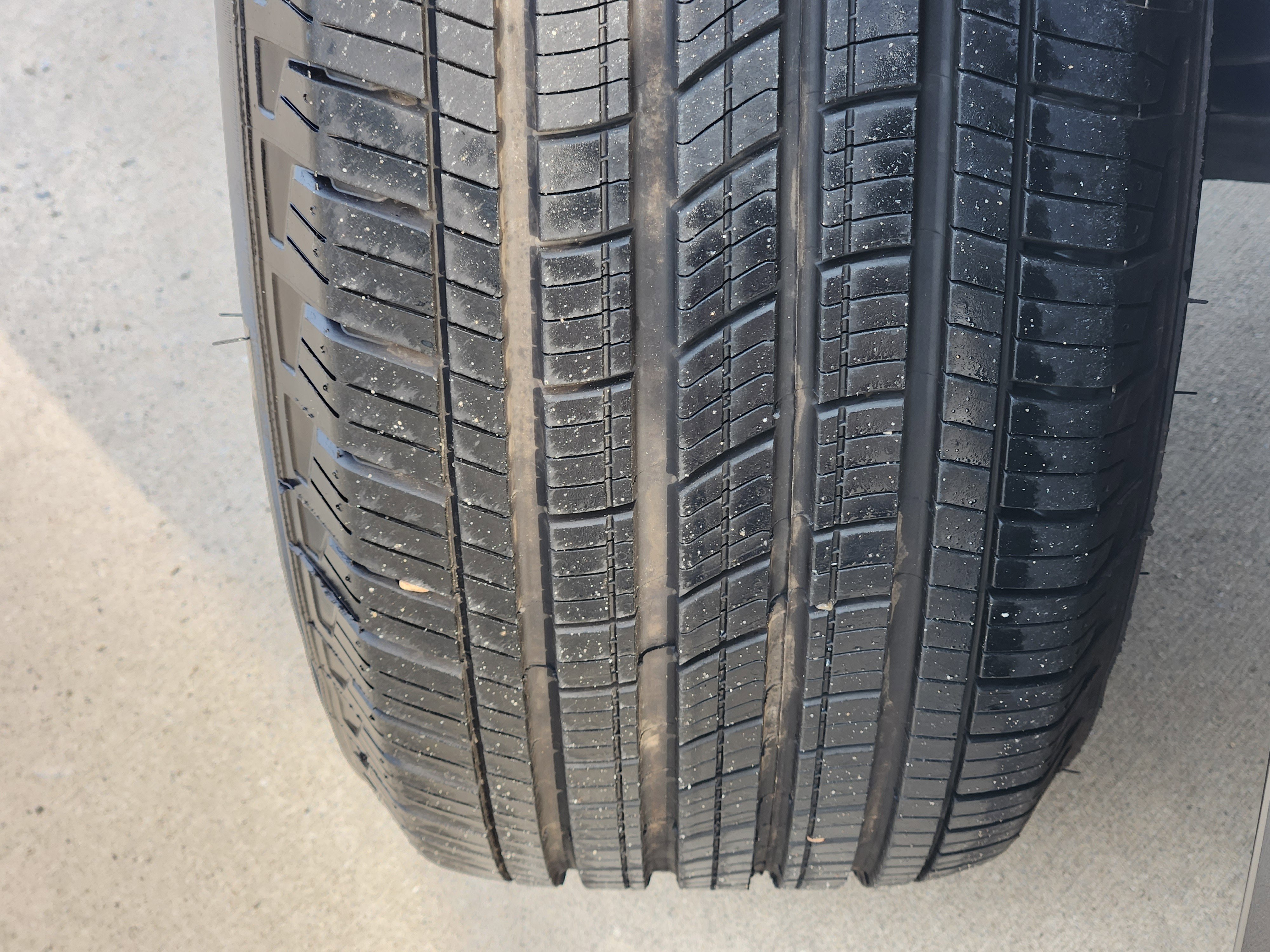 Used 2025 Nissan Frontier SV w/ SV Convenience Package image 10