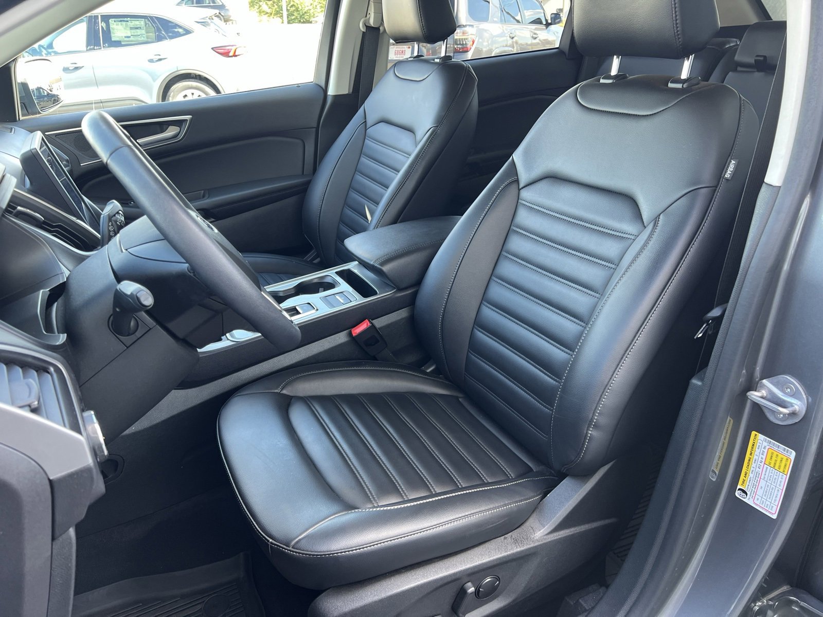 Used 2023 Ford Edge SEL w/ Convenience Package image 16
