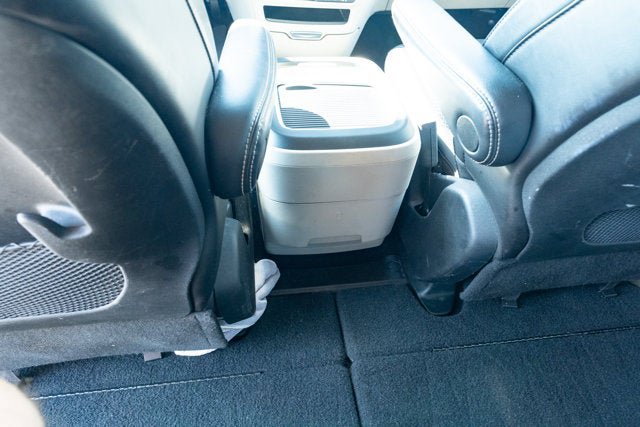 Used 2023 Chrysler Pacifica Touring-L FWD image 31