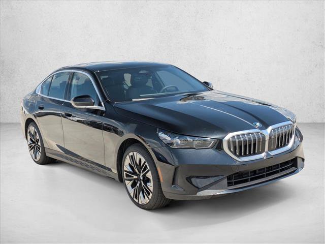 Used 2026 BMW 530i xDrive w/ Premium Package AWD/4WD image 7