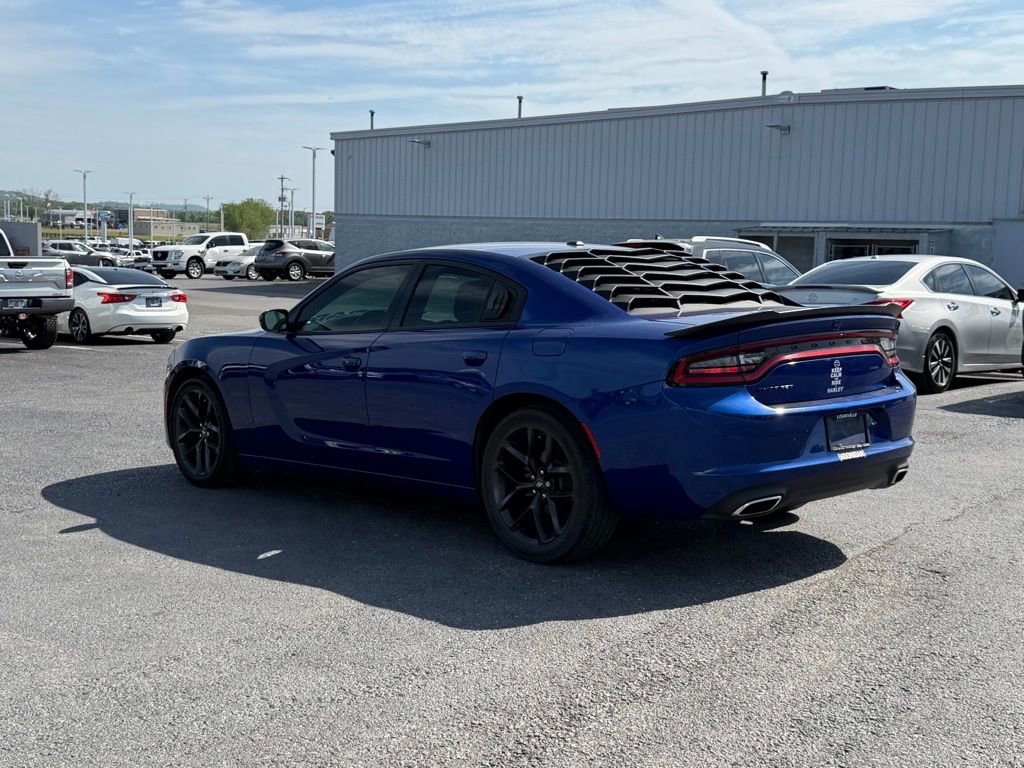Used 2021 Dodge Charger SXT w/ Blacktop Package RWD image 7