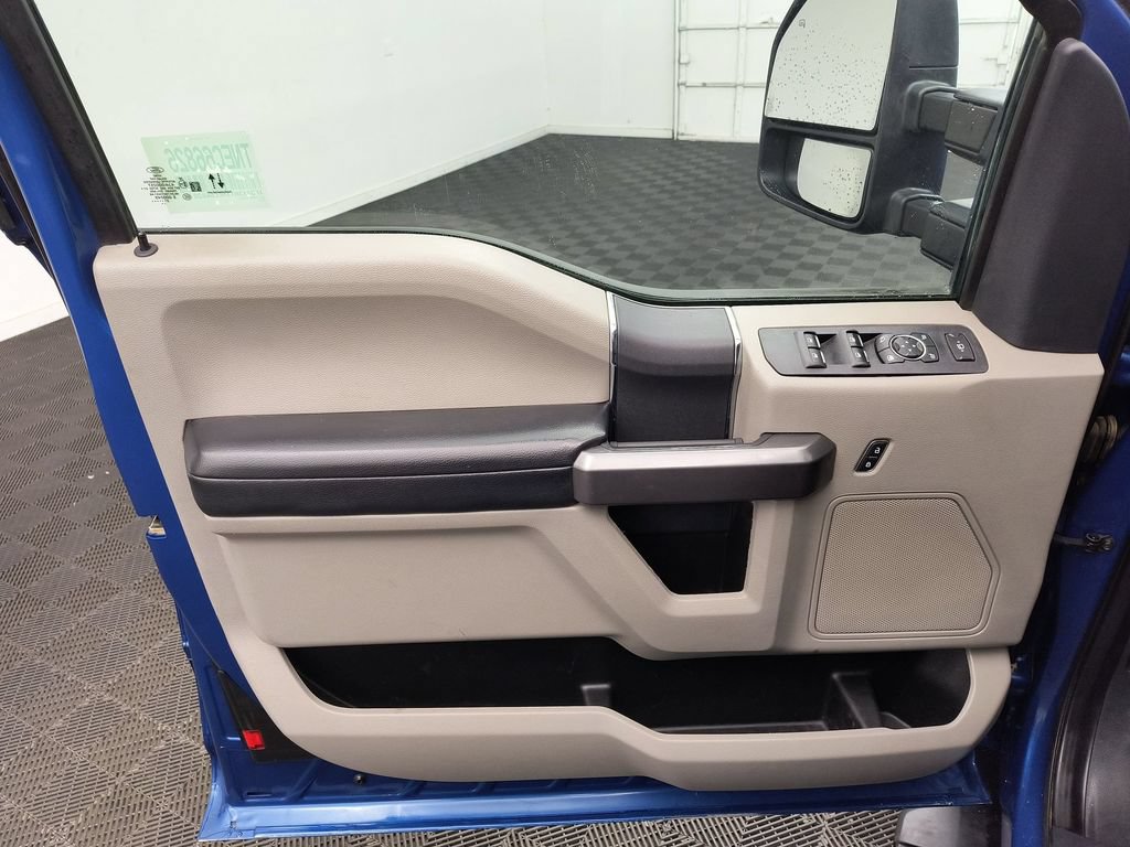Used 2022 Ford F350 XLT w/ XLT Value Package AWD/4WD image 13