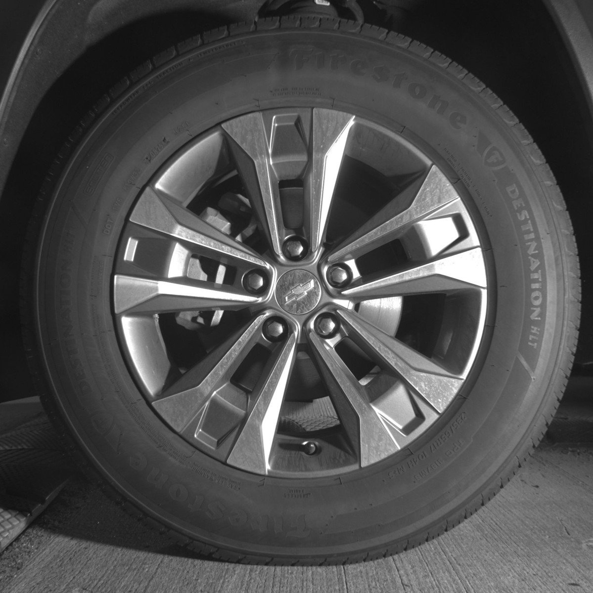 Used 2025 Chevrolet Equinox LT FWD image 12