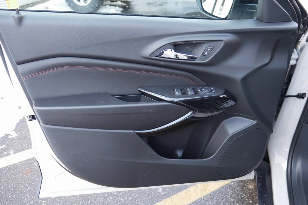 New 2026 Chevrolet Trax RS image 28