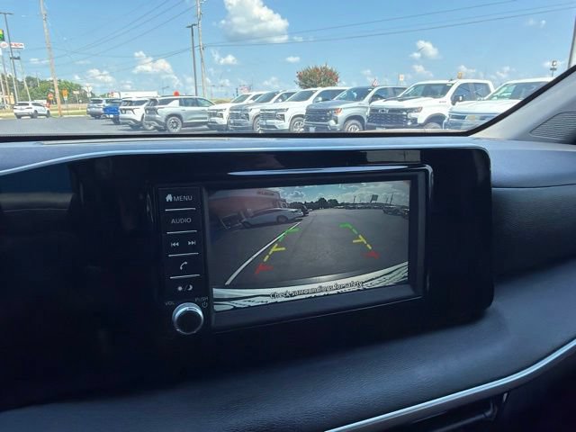 Used 2025 Nissan Kicks S AWD/4WD image 15