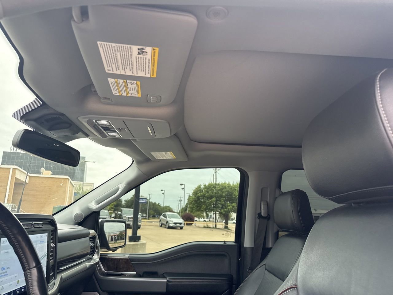 Used 2022 Ford F150 Lariat w/ Equipment Group 502A High AWD/4WD image 9