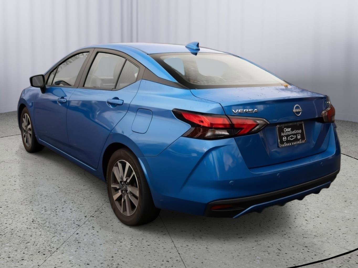 Used 2023 Nissan Versa SV image 19