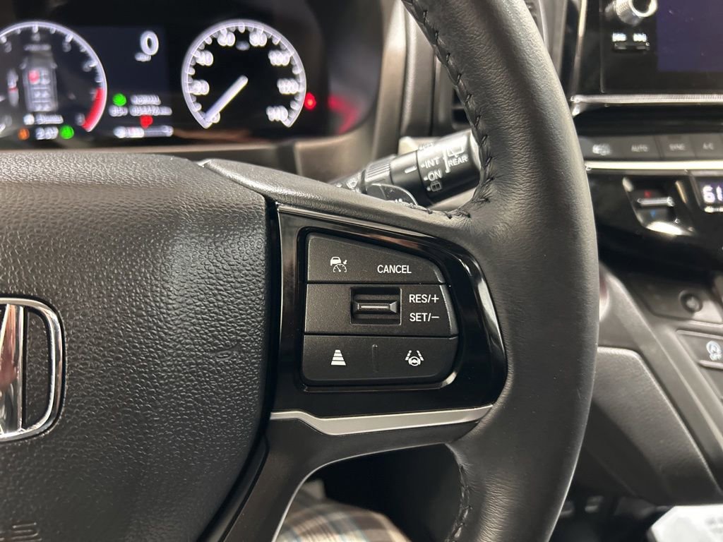 Used 2025 Honda Odyssey EX-L image 26