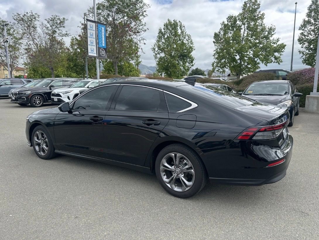 Used 2024 Honda Accord EX image 4