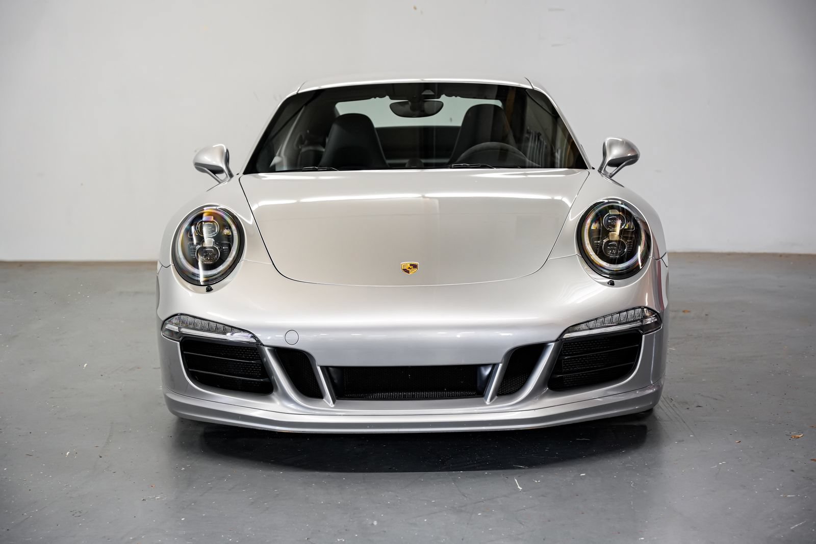 Used 2015 Porsche 911 Carrera GTS RWD image 5