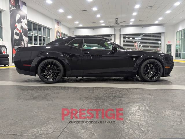 Used 2021 Dodge Challenger SRT Hellcat image 7