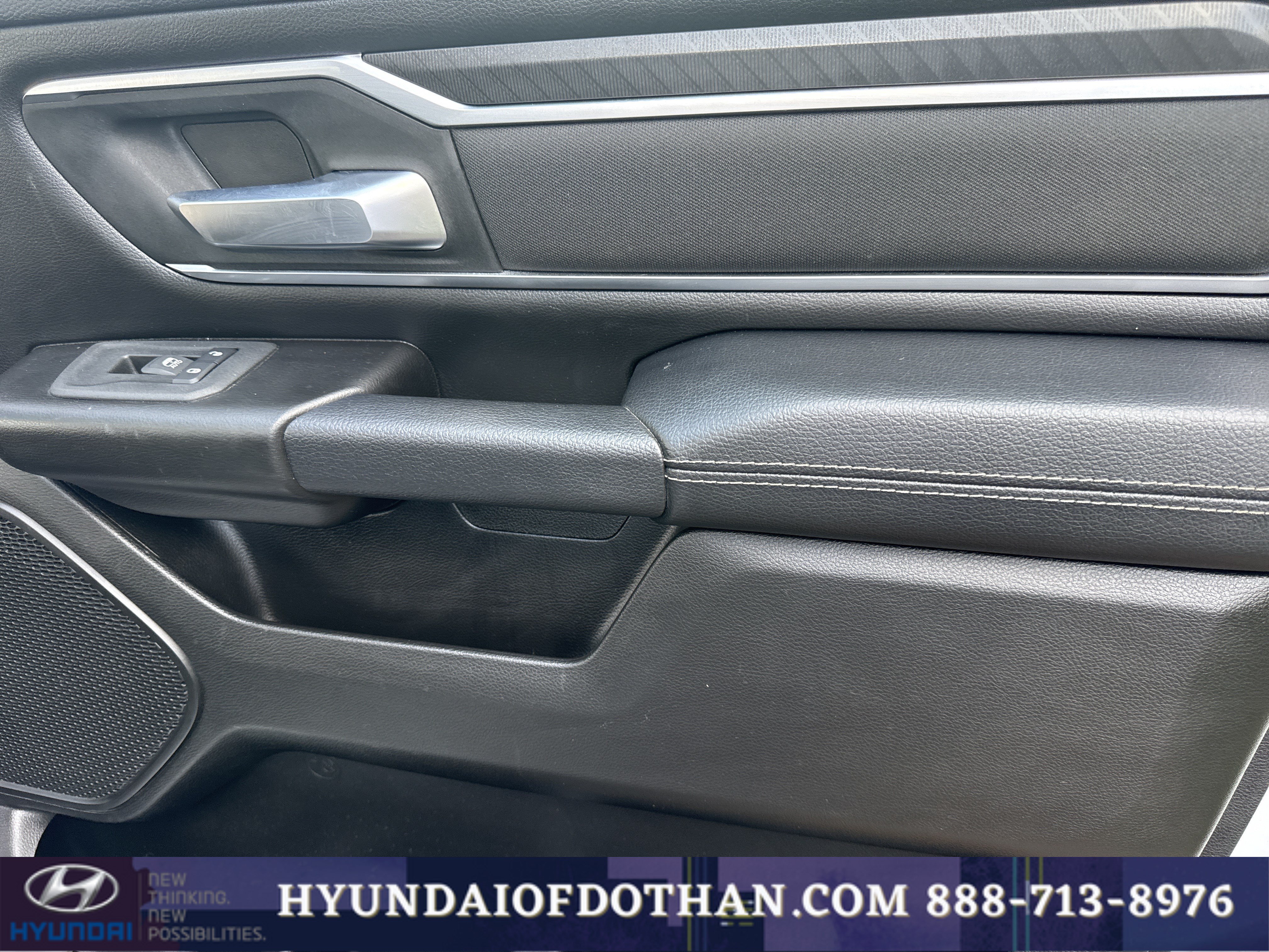 Used 2025 RAM 1500 Big Horn AWD/4WD image 12