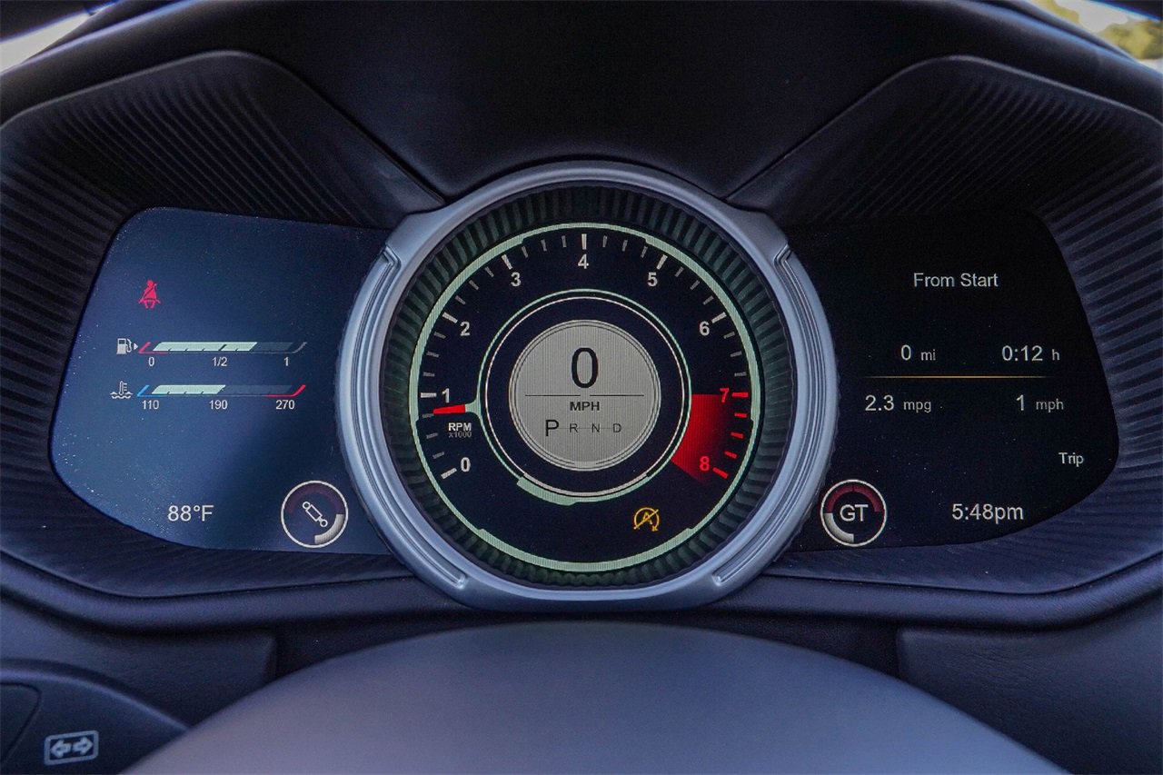 Used 2020 Aston Martin DB11 Volante image 6