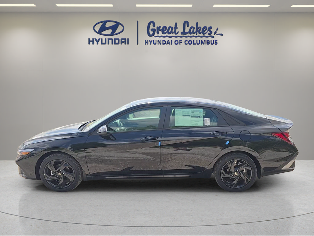 New 2026 Hyundai Elantra Sport FWD image 2