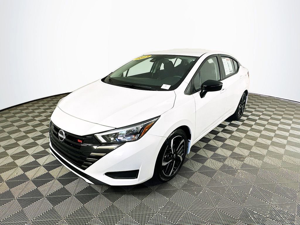 Certified 2025 Nissan Versa SR w/ Trunk Package FWD image 6